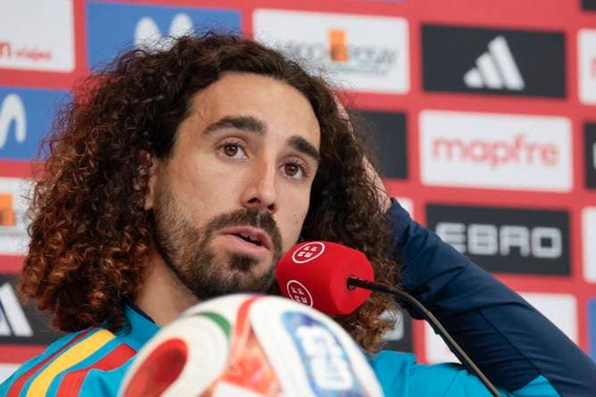 Cucurella äußert sich nach umstrittenem Wechsel