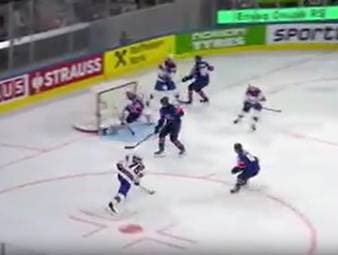 Bei der Eishockey-Weltmeisterschaft 2026 trifft die USA auf Großbritannien. Der Titelfavorit gewinnt am Ende souverän.