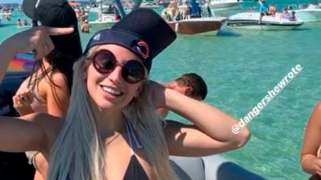 Roquan Smith feiert inmitten der Coronapandemie mit Pornostar Abella Danger