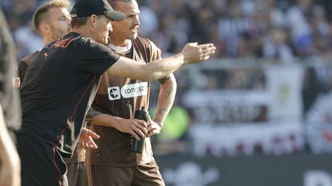 Irvine (r.) fehlt St. Pauli weiter
