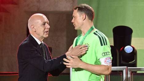 Manuel Neuer und DFB-Präsident Bernd Neuendorf