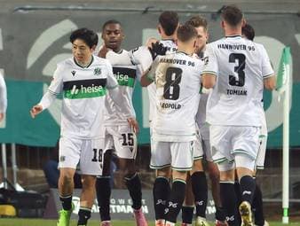 Hannover verspielt Sieg in Münster