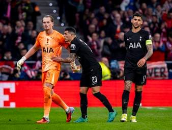 "Der Trainer muss in der Halbzeit schon entlassen werden!"