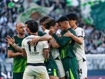 Die Partie zwischen Wolfsburg und Mönchengladbach endete zwar ohne Tore, dafür mit einer roten Karte für Fohlen-Spieler Jens Castrop. Doch bei der Szene gehen die Meinungen auseinander.