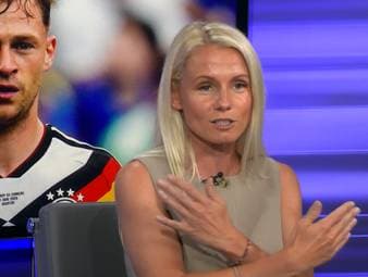 TV-Expertin Julia Simic spricht bei WM Aktuell über die Rolle von Joshua Kimmich bei der Nationalmannschaft. Dabei warnt sie den Kapitän vor den schnellen Flügelspielern der Elfenbeinküste. 