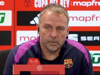 Der FC Barcelona muss im Halbfinal-Rückspiel der Copa del Rey gegen Atlético Madrid einen Vier-Tore-Rückstand aufholen. Hansi Flick zeigt sich dennoch optimistisch, dass seine Mannschaft das Ruder noch herumreißen kann.