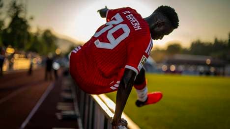 Bara Sapoko Ndiaye hat beim FC Bayern einen Vertrag bis 2031 unterschrieben