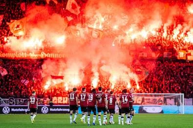 Pyro: Hohe Geldstrafe für Hannover