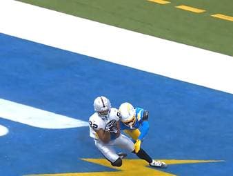 Fumbles, Interceptions und eine schlechte Defensive sorgen für einen Fehlstart in die Saison der LA Chargers. Gegen die Houston Texans spielten die Chargers kein gutes Heimspiel.