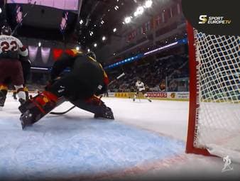 WM-Fehlstart! Den sieht Deutschlands Goalie gar nicht kommen