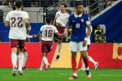 LIVE: Spanien legt vom Punkt vor! Wirbel um Olise