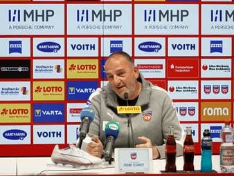 Auf der Pressekonferenz vor dem Bundesligaspiel gegen Union Berlin spricht Heidenheim-Trainer Frank Schmidt über den Optimismus und Dankbarkeit der Stadt. 