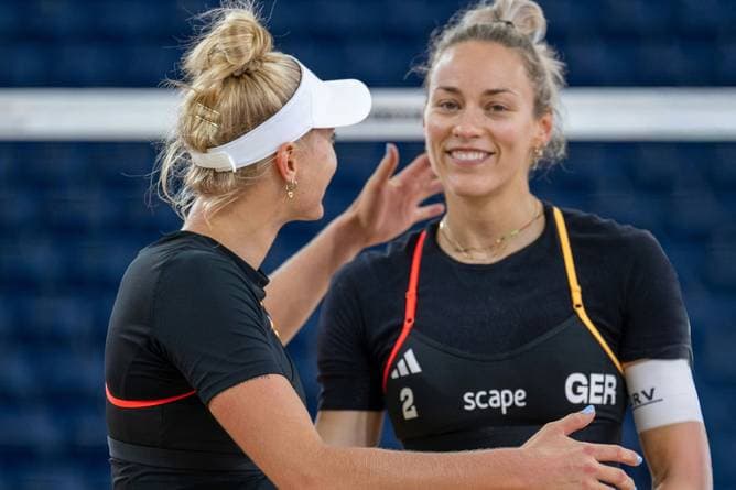 Brisantes Duell bei Beachvolleyball-EM