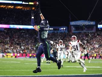 Im Super Bowl LX standen sich die New England Patriots und die Seattle Seahawks gegenüber. Bis zum ersten Touchdown dauert es bis in die zweite Hälfte - dann schlagen die Seahawks zu.