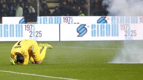 Emil Audero ging nach einem Böllerwurf zu Boden