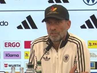Jürgen Klopp äußert sich kritisch zu internen Leaks und findet deutliche Worte für Menschen, die mit der Weitergabe solcher Informationen ihren Lebensunterhalt verdienen.