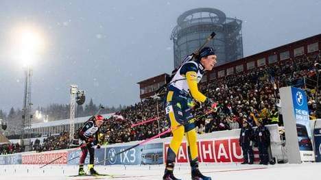 Biathlon-Star Elvira Öberg vor heimischer Kulisse in Östersund