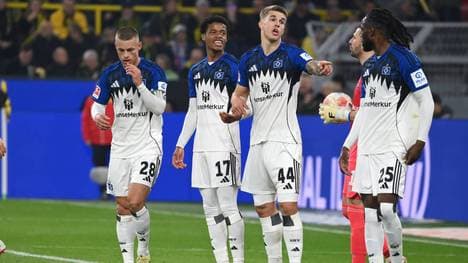 Luka Vuskovic (m.) fällt in Stuttgart aus