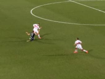 Der VfB Stuttgart hat die Titelverteidigung im DFB-Pokal weiter im Blick. Im Achtelfinale in Bochum verhalf Strompf den Schwaben mit zwei unglücklichen Momenten zum 2:0-Sieg. Kommentator: Tim Baake.