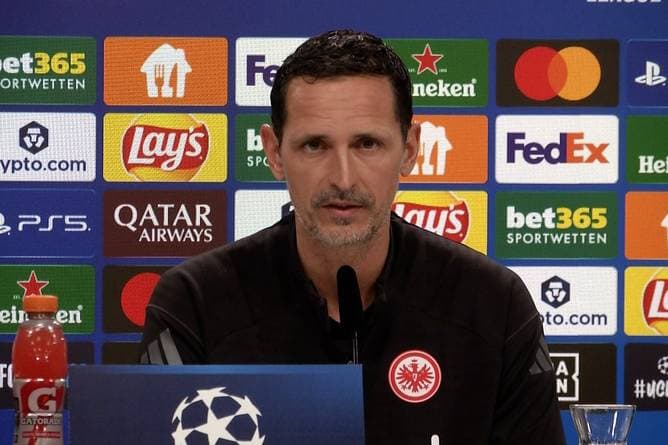 Formtief? Toppmöller bricht Lanze für Ex-BuLi-Stars