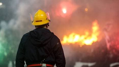 Das Rajko Mitic Stadium stand in Flammen