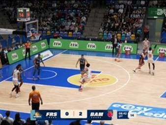 Die BBL-Highlights der Basketball-Partie SKYLINERS Frankfurt - BMA365 Bamberg Baskets im Video. 