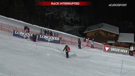 Dzenifera Germane stürzte beim Nachtslalom in Flachau