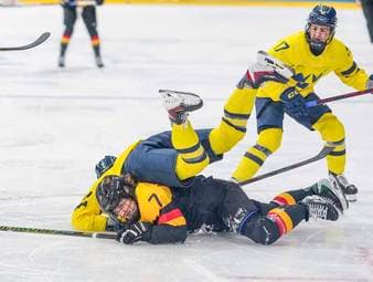 Gegner sauer! Irrer Klo-Zoff um Deutschland