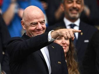 Wie ein Deutscher Gianni Infantino zu Fall bringen will