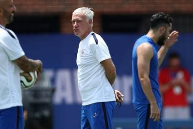 Deschamps über Favoritenrolle: „Erwartungen an Spanien hoch“