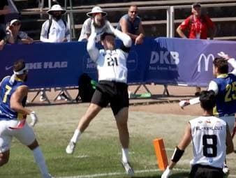 Flag Football in Deutschland: Vor der Olympia-Premiere 2028 ist die WM zu Gast in Düsseldorf. Aus deutscher Sicht gibt es in der Vorrunde viel Grund zur Freude, der Traum von Olympia lebt.