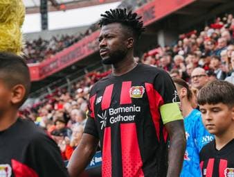 "Was machst du da?" Martínez über kuriosen Tapsoba-Fauxpas