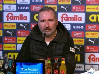 Tim Walter kehrt als Trainer von Holstein Kiel in die 2. Bundesliga zurück. Nach dem Spiel gegen die SV Elversberg spricht er über sein Comeback und findet starke Worte zu seinem Vorgänger Marcel Rapp. 