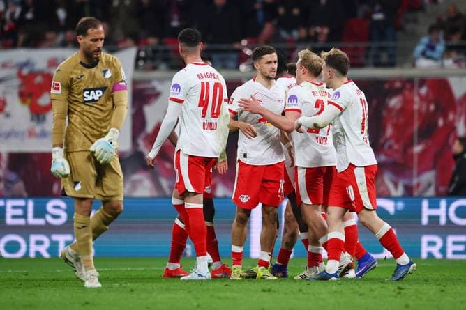 Klatsche und Baumann angezählt! "Tut weh"