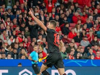 Schick sichert ersten Bayer-Sieg