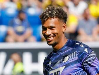 DFB-Neuling mit Fragen: "Weiß nicht, wo er die tiefe Stimme gehört hat"