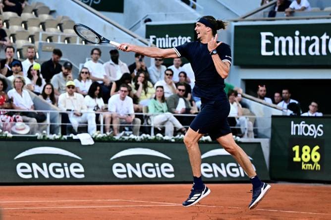 Zverev im Eiltempo weiter