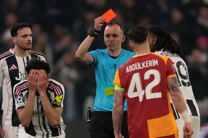 "Absurd": Juve wütet nach Platzverweis