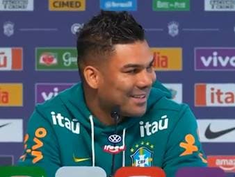 Bei Brasiliens Nationalelf dreht sich derzeit alles um den verletzten Neymar. Casemiro ist auf Nachfrage nicht begeistert, dass der Flügelstürmer von den Medien so sehr in den Fokus gerückt wird.