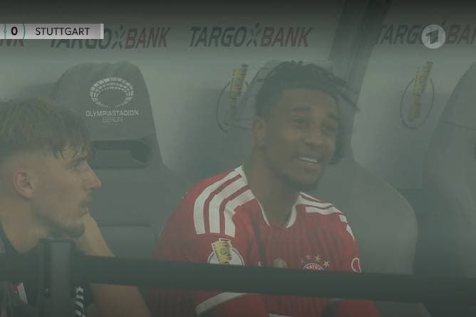 Olise sorgt für kuriose Szene im Pokalfinale