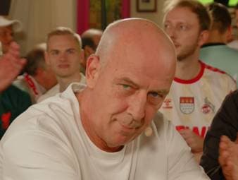 SPORT1-Experte Mario Basler triumphiert bei "Raabs Pokernacht" gegen Stefan Raab, Elton und Co. - und zeigt sich im SPORT1-Fantalk wenig überrascht von seinem Erfolg.
