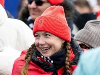 Lückenkemper posiert als Bob-Anschieberin