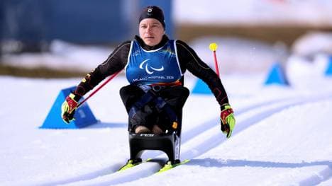 Anja Wicker in ihrem Rennschlitten