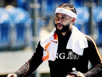 Oranje startet mit Personalsorgen, aber auch einem ausgewogenen Kader mit hochklassigen Spielern ins Turnier. Der Bondscoach vertraut einem altgedienten Mittelstürmer, der in den vergangenen Wochen aber kaum gespielt hat.