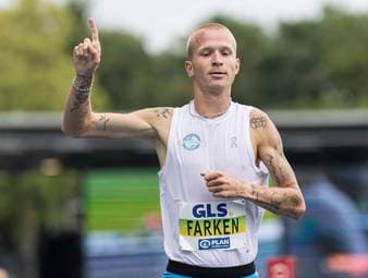 Farken stürmt zu WM-Gold
