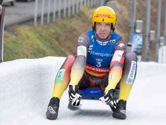 Rodeln: Loch feiert Auftaktsieg