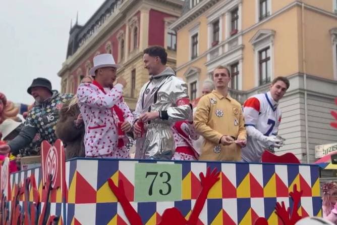 Hier feiert Mainz die Abstiegs-Sorgen einfach weg