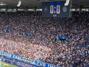 Deutsche Fans mit heftigem Pfeifkonzert gegen Trinkpause
