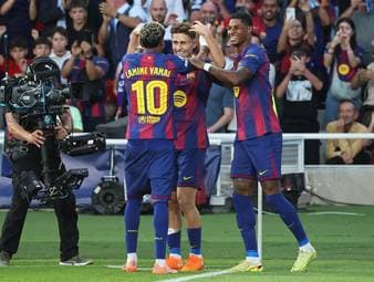 Hansi Flick spricht über Fermíns enorme Dynamik, seine Spielintelligenz und seine Fähigkeit, Partien zu verändern. Entscheidend sei nicht der Name auf dem Trikot – sondern Mentalität, Einstellung und Einsatz auf dem Platz.