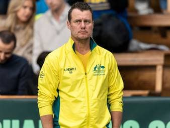 Hewitt nach Stoß gegen Dopingkontrolleur gesperrt